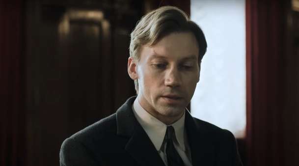 Dva prokurátoři: Hrdina v srdci stalinského teroru začíná pochybovat o systému | Fandíme filmu