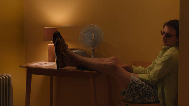 Pobuda: Mike by rád seknul s drogami, ale propadá jim zas a znovu | Fandíme filmu