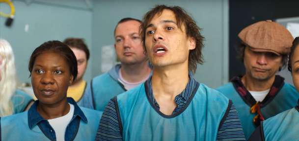 Pobuda: Mike by rád seknul s drogami, ale propadá jim zas a znovu | Fandíme filmu