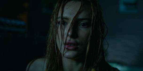 Saint Clare: Hlasy nutí Bellu Thorne vraždit | Fandíme filmu