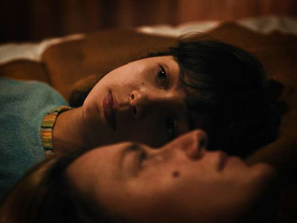 Perla: Československá disidentka se v historickém dramatu vrací nedobrovolně z exilu domů | Fandíme filmu