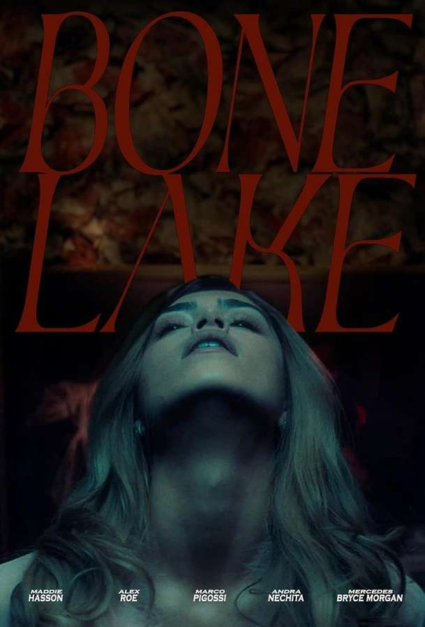 Bone Lake: Žhavý víkend u jezera se v novém traileru mění v boj o život | Fandíme filmu