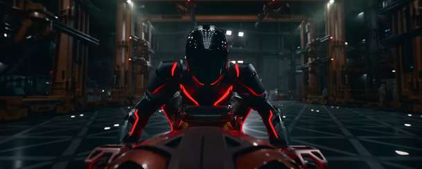 Tron: Ares - Nová upoutávka udeřila naplno | Fandíme filmu