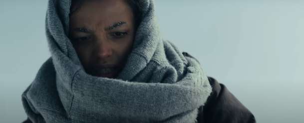 The Occupant: Drsný boj o přežití v mrazivé pustině v novém thrilleru | Fandíme filmu