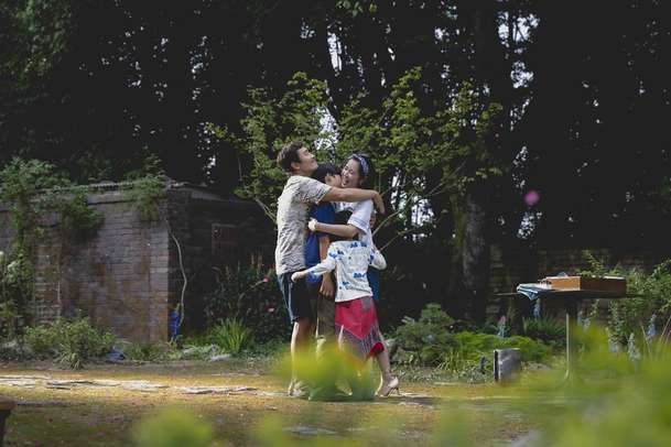 No Other Choice: Dělník řeší nezaměstnanost likvidací všech konkurentů | Fandíme filmu