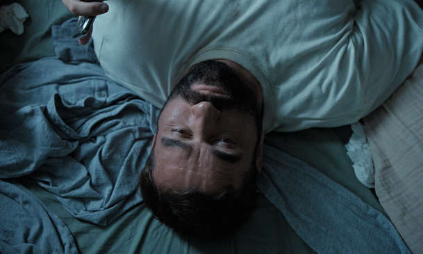Otec: Tragické rodičovské selhání vyhodí život jednoho táty a jeho rodiny do povětří | Fandíme filmu