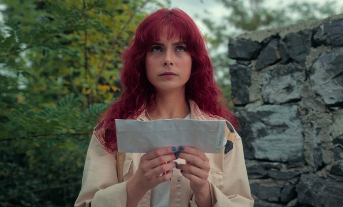 Dopisy z minulosti: Netflix nabízí nový mysteriózní seriál | Fandíme seriálům