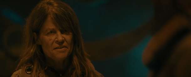Osiris: Linda Hamilton v nové sci-fi akci likviduje šmejdy z vesmíru | Fandíme filmu