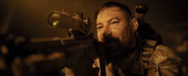 Osiris: Linda Hamilton v nové sci-fi akci likviduje šmejdy z vesmíru | Fandíme filmu