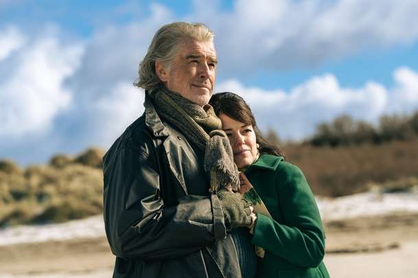 Four Letters of Love: Pierce Brosnan v novém romantickém dramatu | Fandíme filmu