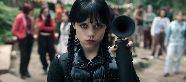 Wednesday: Druhá řada začíná, oficiálně se chystá třetí | Fandíme serialům