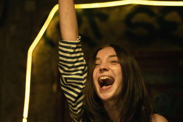 Oxana: Film představuje aktivistku proslavenou protesty nahoře bez | Fandíme filmu