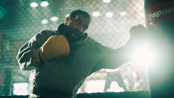 Bojovník: Nový český film vyráží do prostředí zápasů MMA | Fandíme filmu