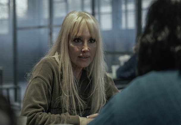 V bahně: Nový Netflix seriál nás bere do ženské věznice | Fandíme serialům