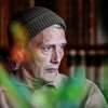 Poslední Viking: Mads Mikkelsen si v bláznivé komedii myslí, že je Lennon | Fandíme filmu
