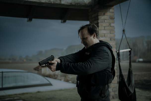 Stvůry: Čeští detektivové vyšetřují brutální vraždu v novém thrilleru | Fandíme filmu