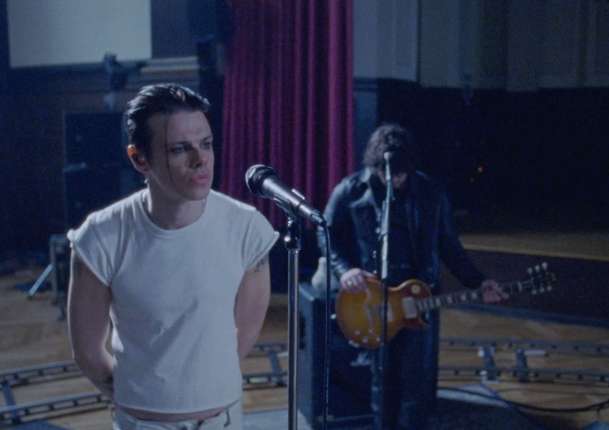 Yungblud. Are You Ready, Boy? - Generační ikona se obnažuje v novém filmu | Fandíme filmu