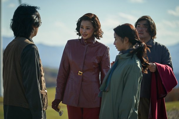 Madam Ema: Netflix nás bere do zákulisí natáčení provokativního filmu | Fandíme serialům