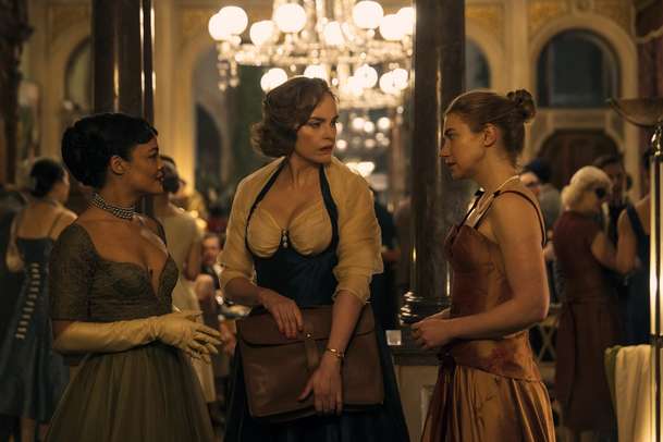 Hedda: Zámožná žena posouvá lidi jak figurky | Fandíme filmu