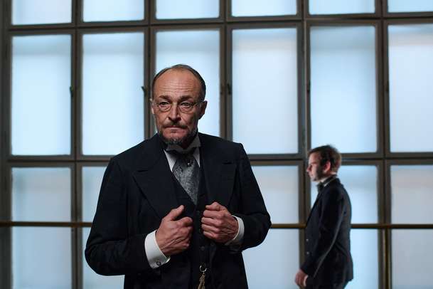 Franz: Životopis velikána Kafky míří na plátna | Fandíme filmu