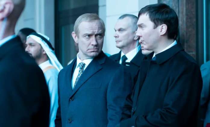 Mág z Kremlu: Jude Law je k nepoznání jako Putin | Fandíme filmu
