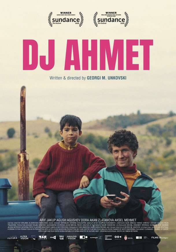 DJ Ahmet: Absolvent české filmové školy rozjíždí divočinu na sešněrovaném venkově | Fandíme filmu