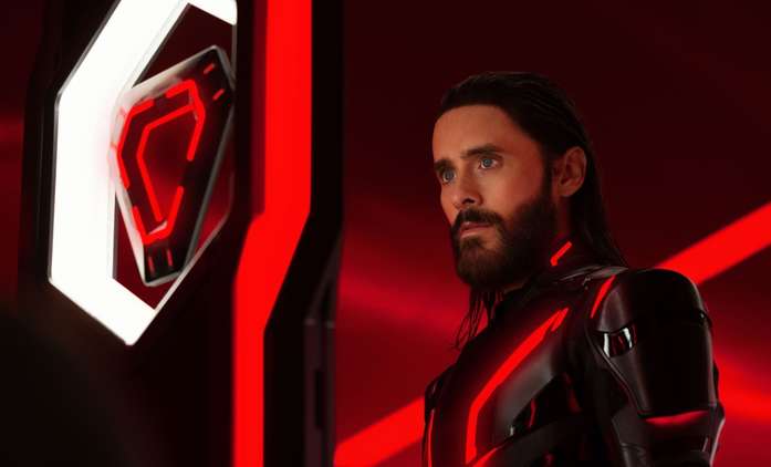 Tron: Ares - Překvapivě temná sci-fi představuje důkladně zápletku a postavy | Fandíme filmu