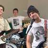 New Years Rev: Road movie inspirovaná začátky Green Day ukázala trailer | Fandíme filmu