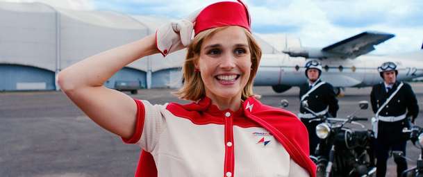 Natacha (téměř) letuška: Do českých kin vtrhne jako tornádo bláznivá dobrodružná komedie | Fandíme filmu