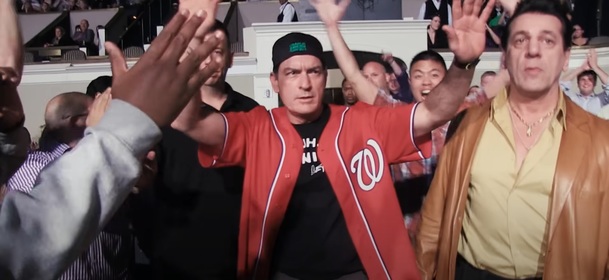Alias Charlie Sheen: Portrét hollywoodského průšviháře dorazil na Netflix | Fandíme serialům