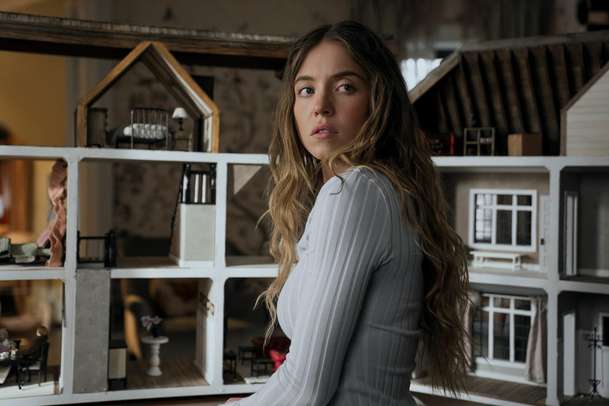 Pomocnice: Sydney Sweeney se zaplete do skandálních her bohatého páru | Fandíme filmu
