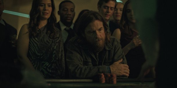 Černý králík: Nové drama od Netflixu vrhá Juda Lawa do kriminálního podsvětí | Fandíme serialům