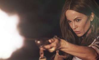 Drifter: Kate Beckinsale v novém akčňáku čelí mohutné přesile | Fandíme filmu