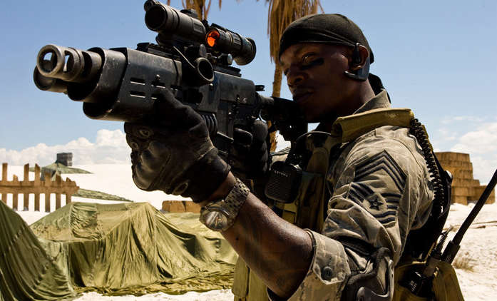 Transformers: Tyrese Gibson láká k návratu série s Michaelem Bayem | Fandíme filmu