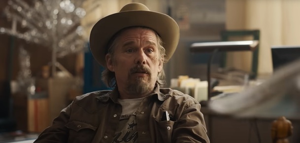 The Lowdown: Ethan Hawke v nové kriminální komedii rozkrývá svévoli mocných | Fandíme serialům