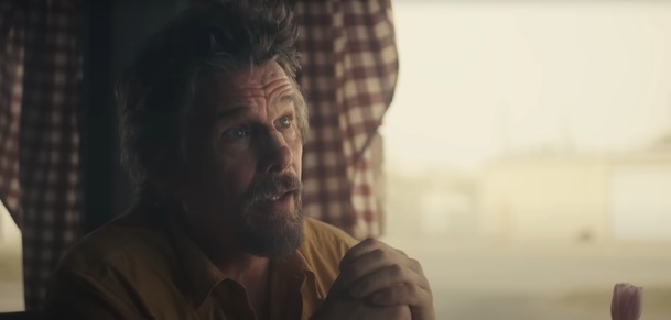 The Lowdown: Ethan Hawke v nové kriminální komedii rozkrývá svévoli mocných | Fandíme serialům