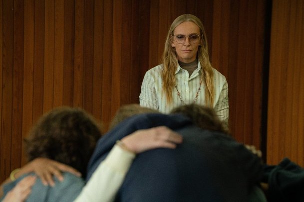 Nezvladatelní: Na Netflixu právě začal nový tajuplný thriller z pofidérního ústavu | Fandíme serialům