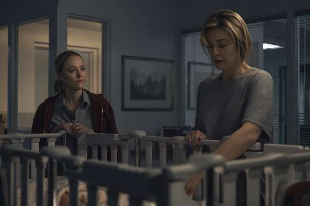 Ruka na kolébce: Najatá chůva tiše terorizuje své zaměstnavatele | Fandíme filmu