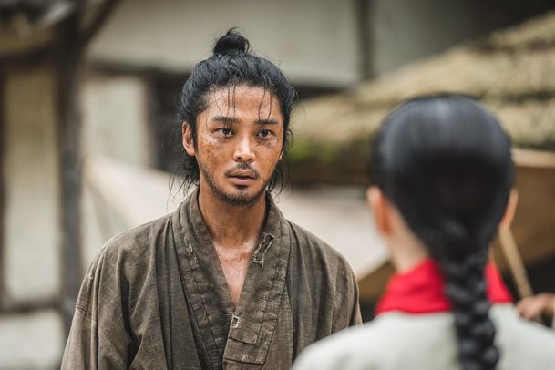 Kalná řeka: V historickém dramatu začíná krutý boj o vlastní místo na slunci | Fandíme serialům