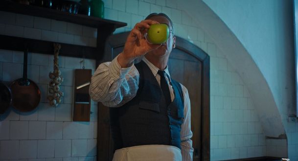 This is Not a Murder Mystery: V klasické detektivce dojde k vraždě na zámečku plném umělců | Fandíme serialům