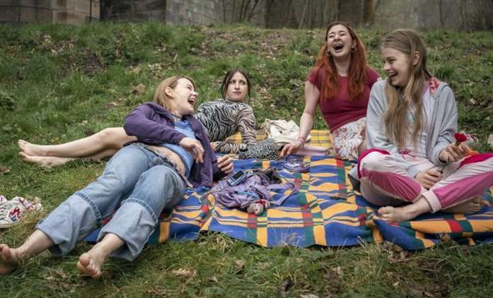 Velikonoční pondělí: Drsný případ zneužití nezletilé míří do kin | Fandíme filmu