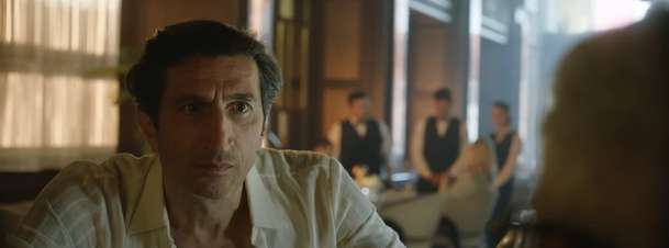 Orli republiky:  Herec donucený k propagandě zažívá trudné časy | Fandíme filmu