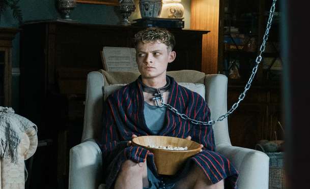 Good Boy: V drásavém thrilleru manželé „převychovávají“ chlapce ve sklepě | Fandíme filmu