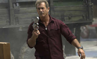 Coyote: Mel Gibson v pohraniční honičce pašeráků a uprchlíků | Fandíme filmu