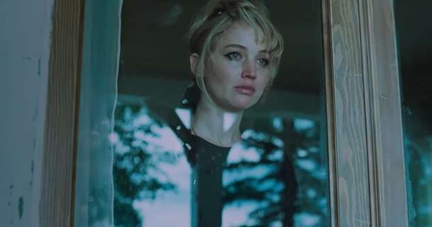 Die My Love: Jennifer Lawrence padá na dno v novém traileru | Fandíme filmu