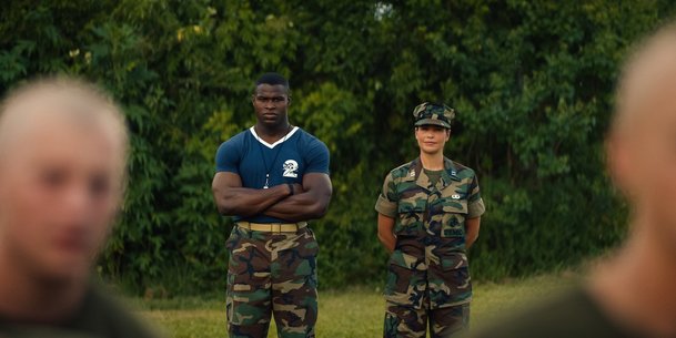 Zobáci: Drsný život mladých vojáků v novém Netflix seriálu | Fandíme serialům