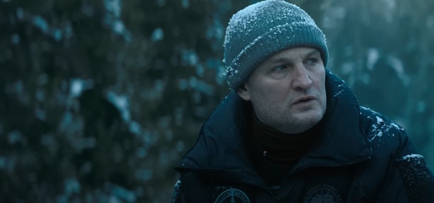 Nejzazší hranice: V akčním seriálu se rozutečou vězni po Aljašce | Fandíme serialům