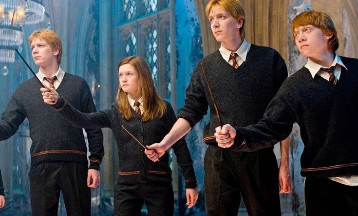 Seriál Harry Potter: Velké představení Weasleyových | Fandíme seriálům