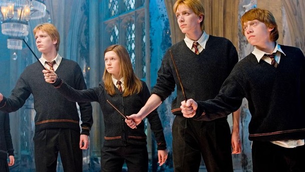 Seriál Harry Potter: Velké představení Weasleyových | Fandíme serialům