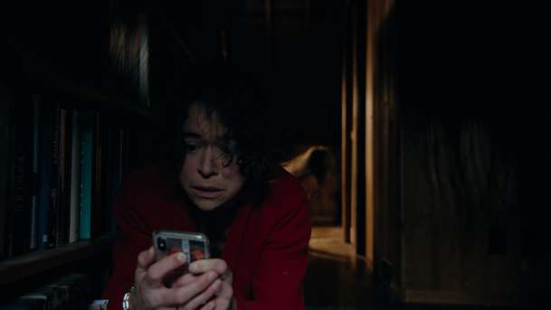 Keeper: V odříznuté chatě se ze tmy vynořují noční běsy - nový trailer | Fandíme filmu
